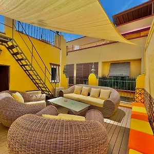 Villa House -rooftop&jacuzzi -stayinseville, Seville
