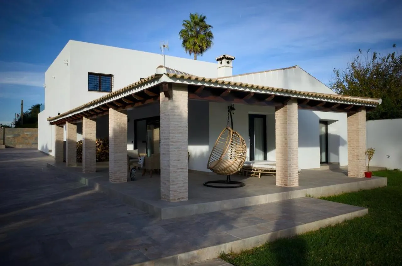Villa Paraiso Seville 0*,